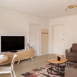 Magic Deluxe - Free Parking Апартаменты