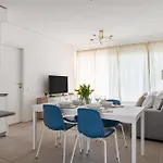 Magic Deluxe - Free Parking *