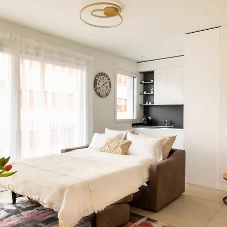 Magic Deluxe - Free Parking * Λουγκάνο