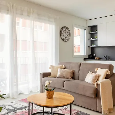Magic Deluxe - Free Parking Apartment Lugano