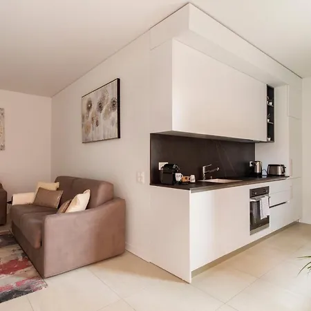 Magic Deluxe - Free Parking Apartmán *