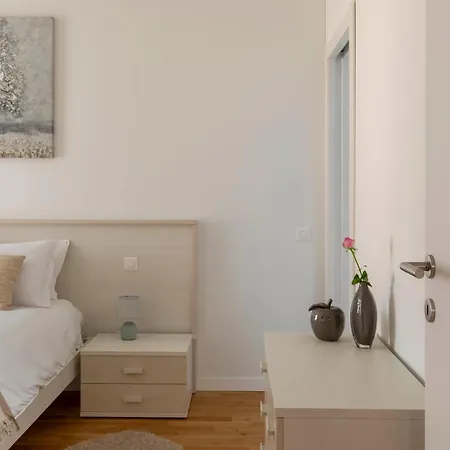 Magic Deluxe - Free Parking Apartment *