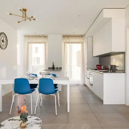 Magic Deluxe - Free Parking Apartment Lugano
