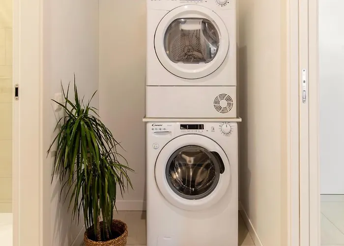 Magic Deluxe - Free Parking