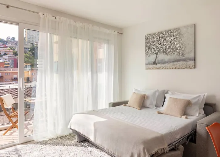 Magic Deluxe - Free Parking Apartment Lugano