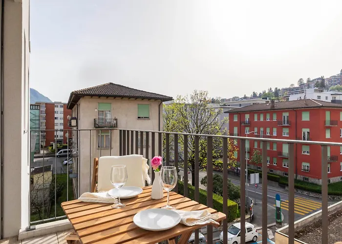 Magic Deluxe - Free Parking