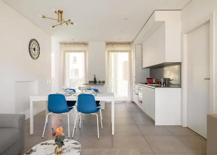 Magic Deluxe - Free Parking Apartment Lugano