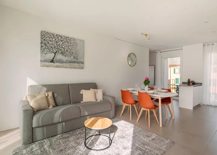 Magic Deluxe - Free Parking Lugano